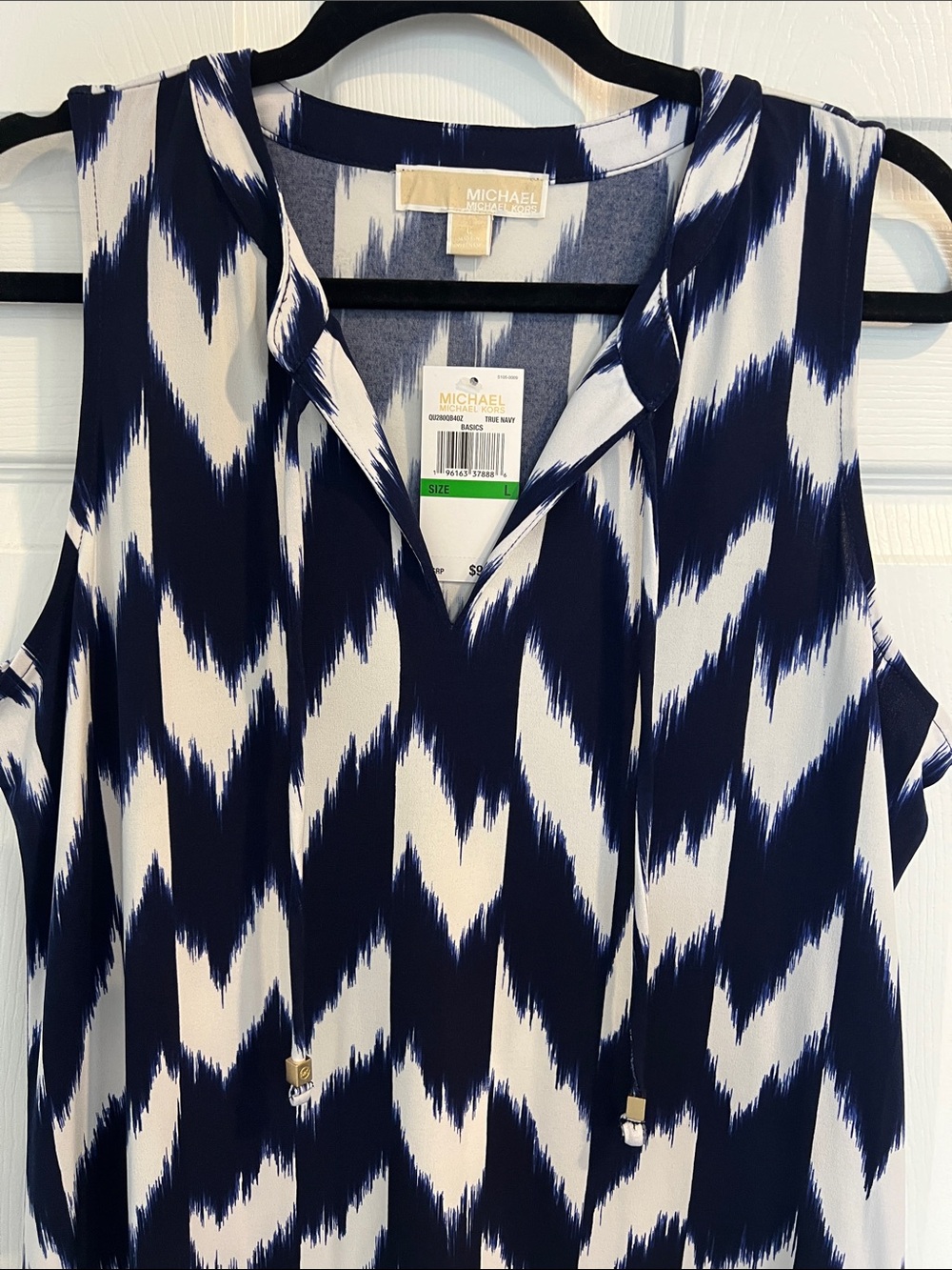 NWT Micheal Kors Sleeveless Navy and White Ikat Dress - Picture 4 of 6